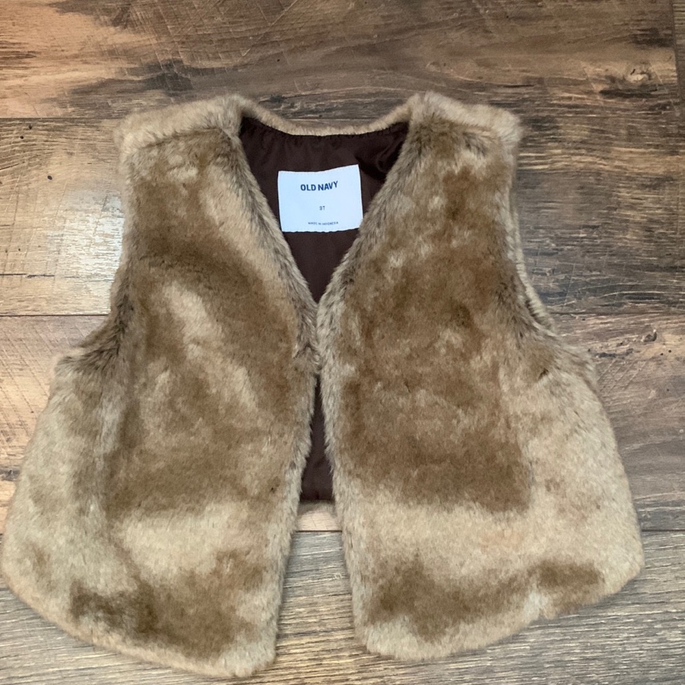 Old Navy Girls 3T Brown Faux Fur Vest